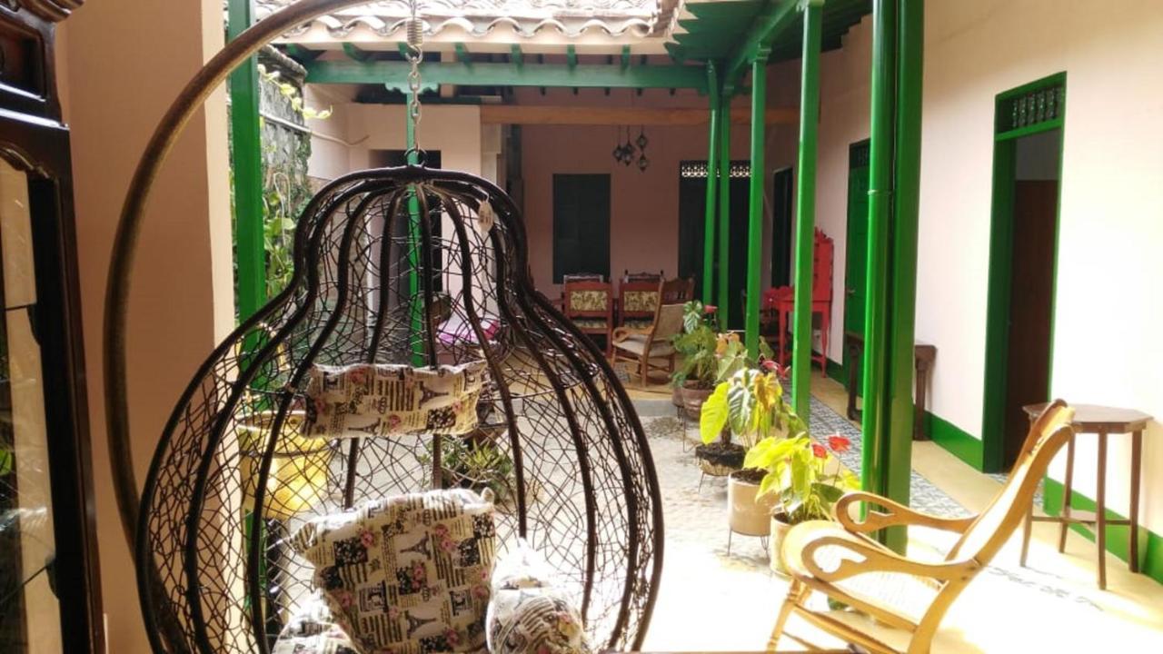Hotel Kantarrana Urbana Jardin Jardín Exterior foto